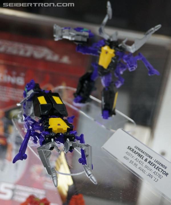 SDCC 2013: Hasbro Display: Generations (New Reveals) - Transformers Event: DSC03667a