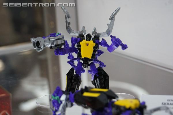 SDCC 2013: Hasbro Display: Generations (New Reveals) - Transformers Event: DSC03671a