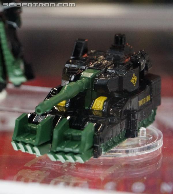 SDCC 2013: Hasbro Display: Generations (New Reveals) - Transformers Event: DSC03680a