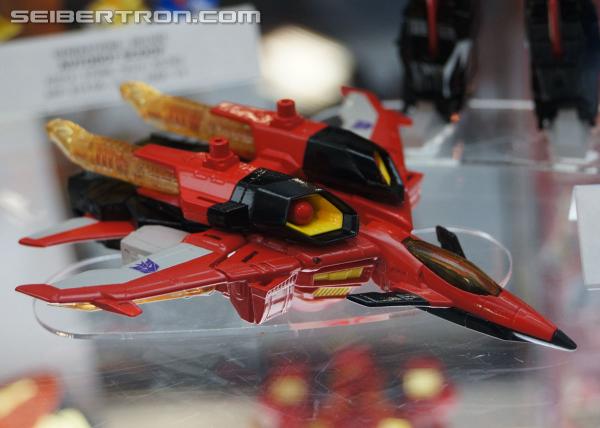 SDCC 2013: Hasbro Display: Generations (New Reveals) - Transformers Event: DSC03684
