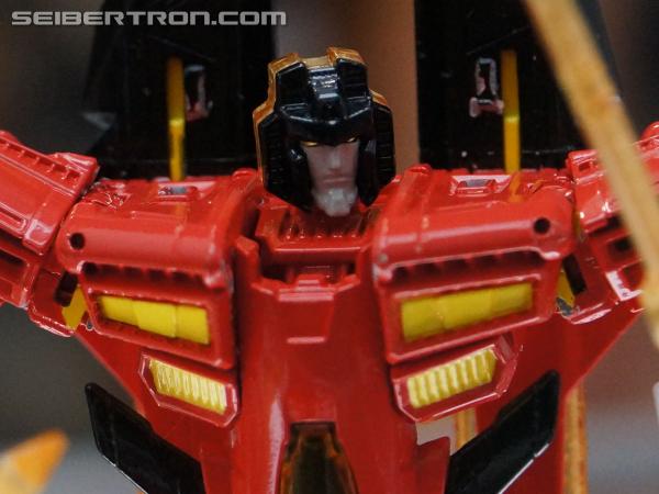 SDCC 2013: Hasbro Display: Generations (New Reveals) - Transformers Event: DSC03686a