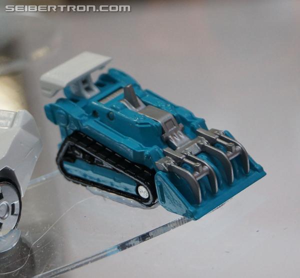 SDCC 2013: Hasbro Display: Generations (New Reveals) - Transformers Event: DSC03699a