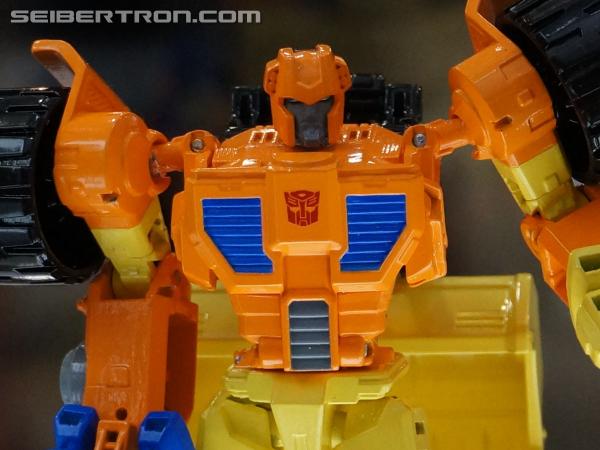 SDCC 2013: Hasbro Display: Generations (New Reveals) - Transformers Event: DSC03706b