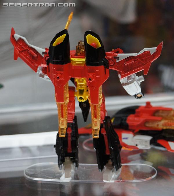 SDCC 2013: Hasbro Display: Generations (New Reveals) - Transformers Event: DSC03724a