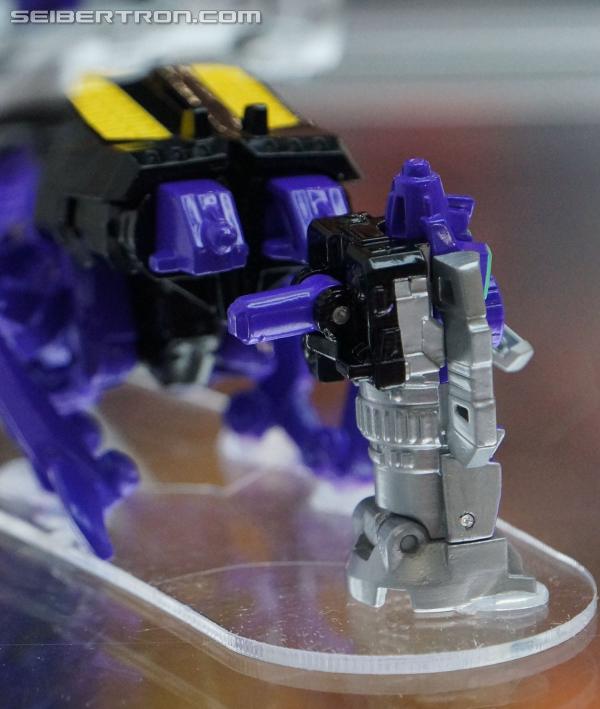 SDCC 2013: Hasbro Display: Generations (New Reveals) - Transformers Event: DSC03728a