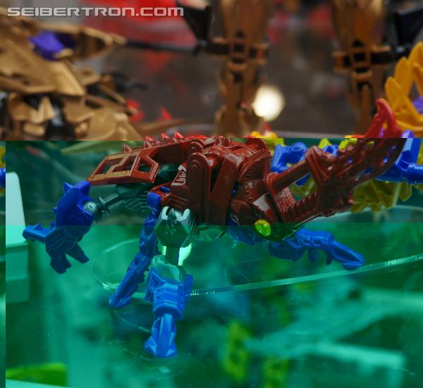 SDCC 2013: Hasbro Display: Construct-Bots (New Reveals) - Transformers Event: DSC03800a