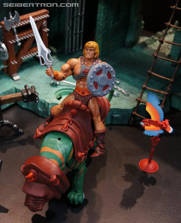 SDCC 2013: Mattel Display: Masters of the Universe Classics - Transformers Event: DSC04176a