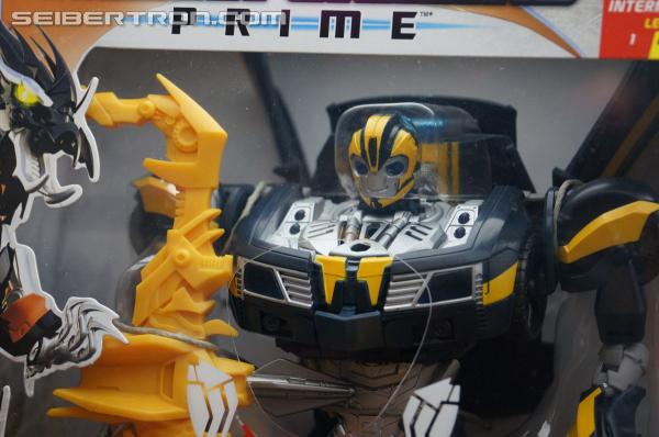 SDCC 2013 - Hasbro Display: Beast Hunters Talking Bumblebee and Tracker Optimus Prime