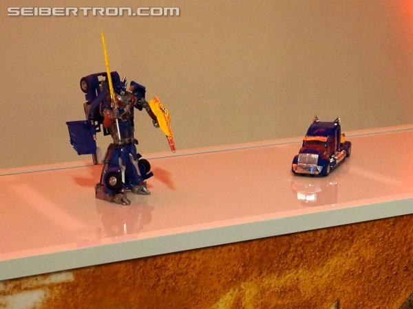 NYCC 2013 - Transformers Event: DSC00623a