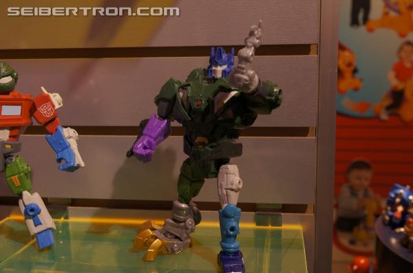 Toy Fair 2014: Transformers Hero Mashers and Transformers Battle Masters - Transformers Event: DSC00063