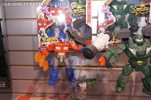 Toy Fair 2014: Transformers Hero Mashers and Transformers Battle Masters - Transformers Event: DSC00073