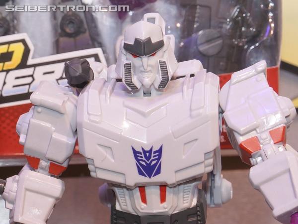 Toy Fair 2014 - Transformers Hero Mashers and Transformers Battle Masters