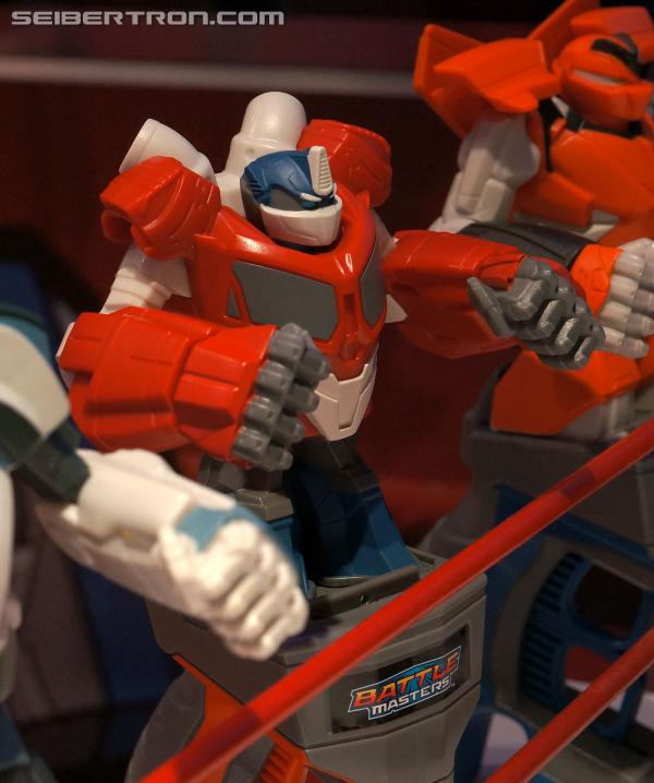 Toy Fair 2014: Transformers Hero Mashers and Transformers Battle Masters - Transformers Event: DSC00442a