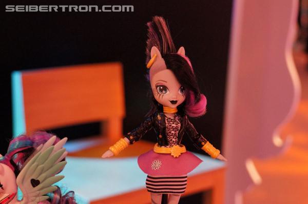 Toy Fair 2014: My Little Pony, Equestria Girls and More - Transformers Event: My Little Pony+more 030