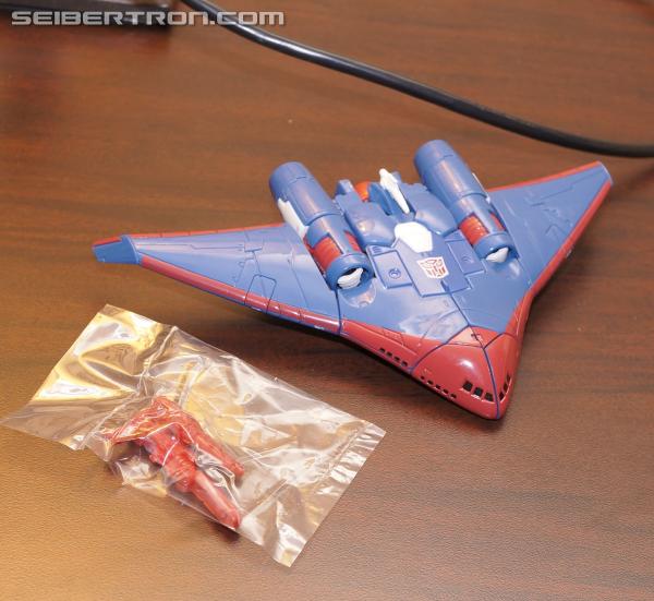 BotCon 2014: Box Set Exclusives Plus More!!! - Transformers Event: DSC05851