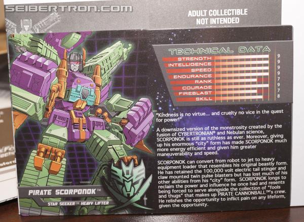 BotCon 2014: Box Set Exclusives Plus More!!! - Transformers Event: DSC05914