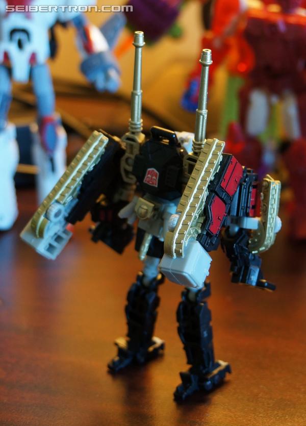 BotCon 2014 - Subscription Service Thrustinator and Rewind Teaser Gallery