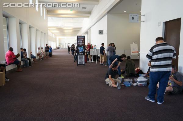 BotCon 2014 - Club Store Gallery