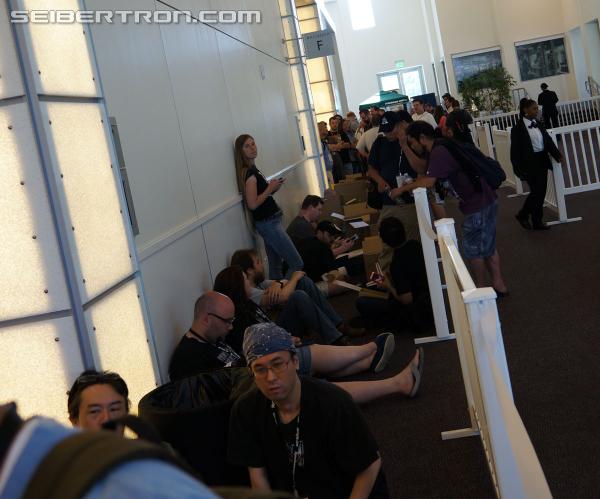 BotCon 2014: Club Store Gallery - Transformers Event: DSC06010a