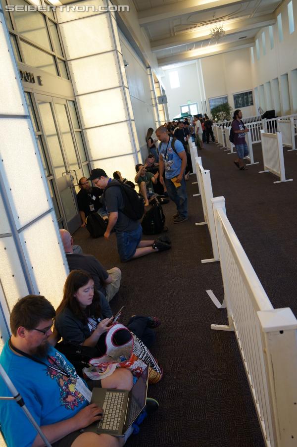 BotCon 2014: Club Store Gallery - Transformers Event: DSC06011