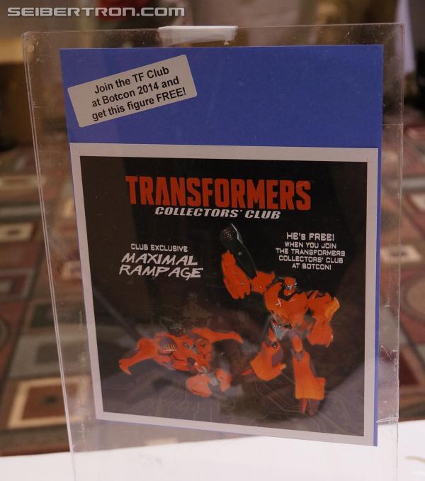 BotCon 2014: Club Store Gallery - Transformers Event: DSC06033