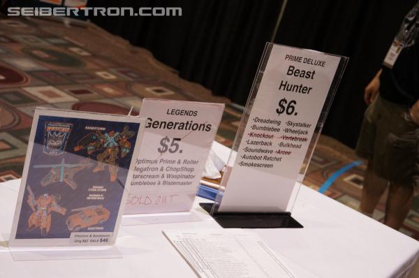 BotCon 2014 - Club Store Gallery