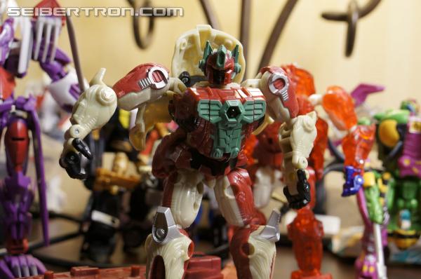 BotCon 2014: Pirates vs Knights Souvenir Exclusives - Transformers Event: Botcon 2014 Souvenirs 042