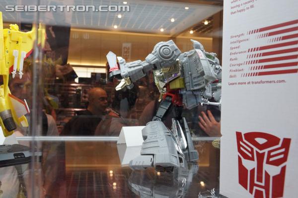BotCon 2014: Hasbro Display: Transformers Masterpiece - Transformers Event: Hasbro Masterpiece 005
