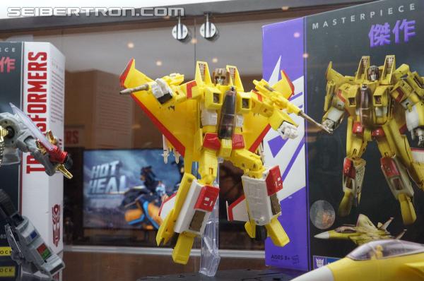 BotCon 2014 - Hasbro Display: Transformers Masterpiece