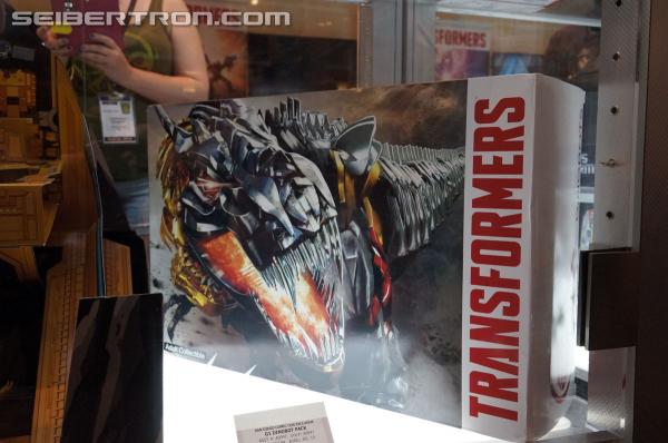 BotCon 2014: Hasbro Display: SDCC 2014 Transformers Exclusives - Transformers Event: Sdcc 2014 Exclusives 017