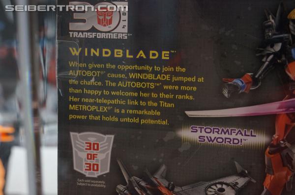 BotCon 2014: Hasbro Display: Transformers Generations - Transformers Event: Generations 002