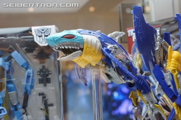 BotCon 2014: Hasbro Display: Transformers Generations - Transformers Event: Generations 020