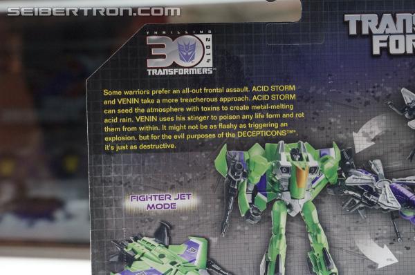 BotCon 2014: Hasbro Display: Transformers Generations - Transformers Event: Generations 048