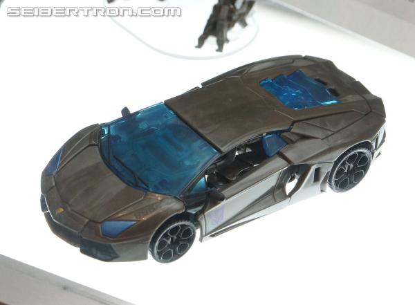 BotCon 2014 - Hasbro Display: Age of Extinction Generations