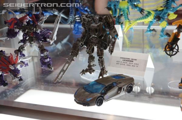 BotCon 2014 - Hasbro Display: Age of Extinction Generations