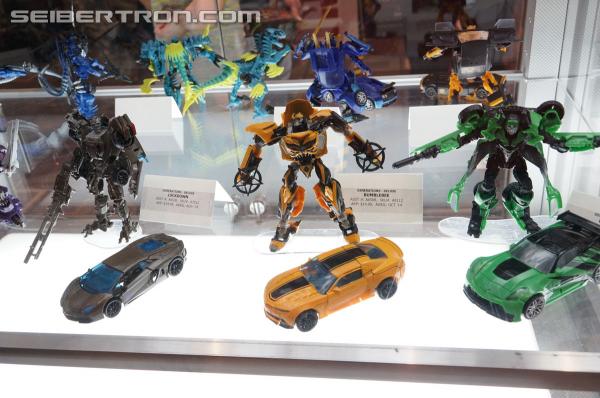 BotCon 2014 - Hasbro Display: Age of Extinction Generations