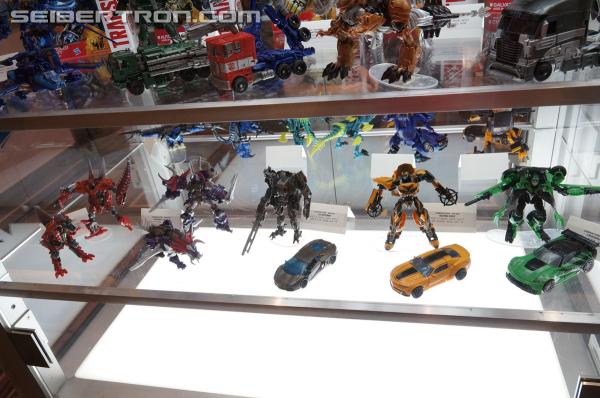 BotCon 2014: Hasbro Display: Age of Extinction Generations - Transformers Event: Aoe Generations 033