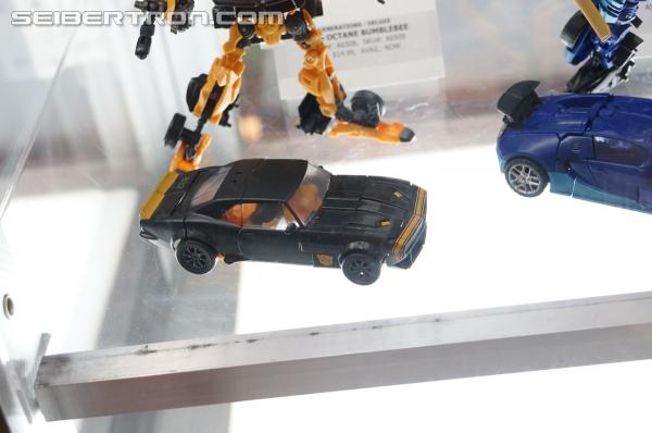 BotCon 2014: Hasbro Display: Age of Extinction Generations - Transformers Event: Aoe Generations 040