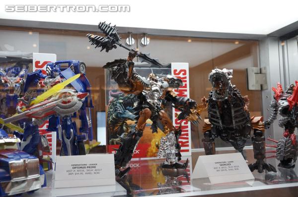 BotCon 2014 - Hasbro Display: Age of Extinction Generations