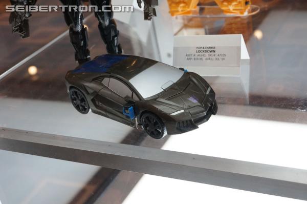 BotCon 2014: Hasbro Display: Age of Extinction Robots In Disguise - Transformers Event: Aoe Robots In Disguise 031