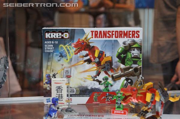 BotCon 2014: Hasbro Display: Kre-o Transformers - Transformers Event: Kre O Transformers 004