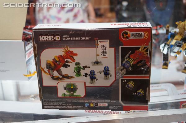 BotCon 2014: Hasbro Display: Kre-o Transformers - Transformers Event: Kre O Transformers 017