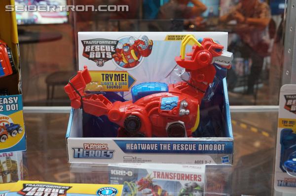 BotCon 2014: Hasbro Display: Transformers Rescue Bots - Transformers Event: Rescue Bots 017
