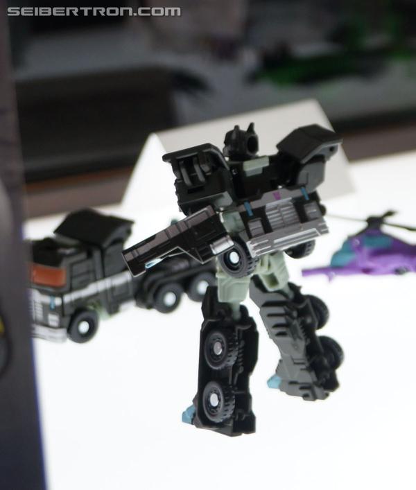 BotCon 2014 - Hasbro Display: Upcoming Generations Figures