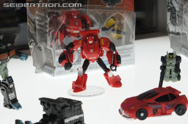 BotCon 2014: Hasbro Display: Upcoming Generations Figures - Transformers Event: Generations 2 072