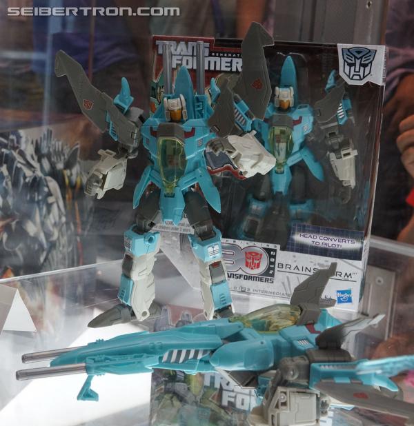 BotCon 2014: Hasbro Display: Upcoming Generations Figures - Transformers Event: Generations 2 091