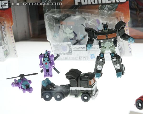 BotCon 2014: Hasbro Display: Upcoming Generations Figures - Transformers Event: Generations 2 097