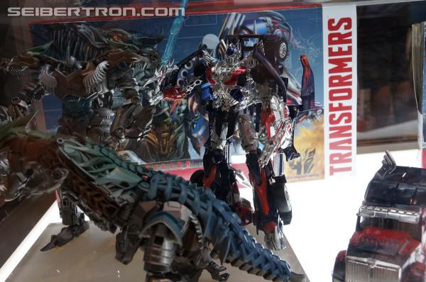BotCon 2014: Hasbro Display: Age of Extinction Generations New Reveals - Transformers Event: DSC06891