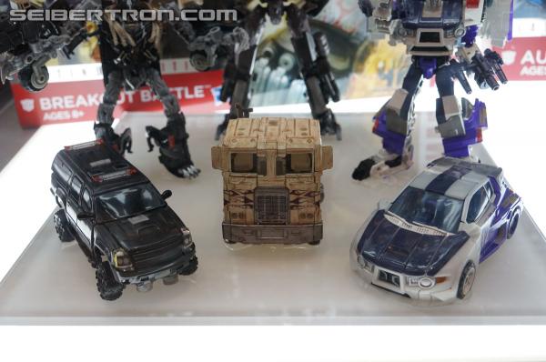 BotCon 2014 - Hasbro Display: Age of Extinction Generations New Reveals