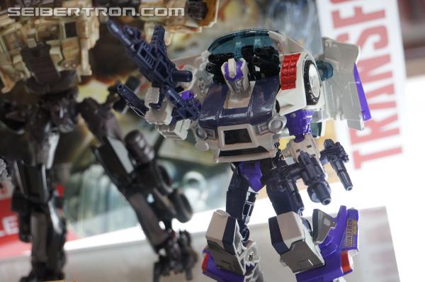 BotCon 2014: Hasbro Display: Age of Extinction Generations New Reveals - Transformers Event: DSC06921